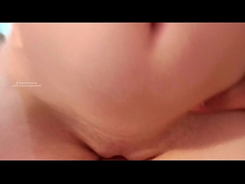 ❤️ Спите в комнате моей сестры, и вот так я проснулся ❤️ Видео траха на xxxifuck.ru