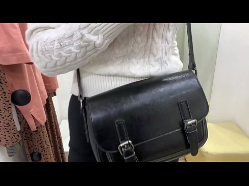 ❤️ Публичная мастурбация молоденькой сучки ФералБерри с дилдо в примерочной ❤️ Видео траха на xxxifuck.ru