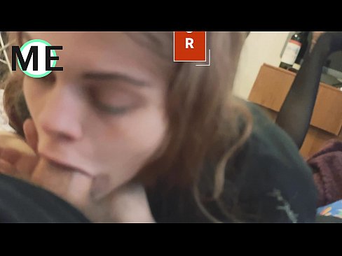 ❤️ Хуй в горле, рваные колготки и рваные пятки приятно познакомиться ❤️ Видео траха на xxxifuck.ru